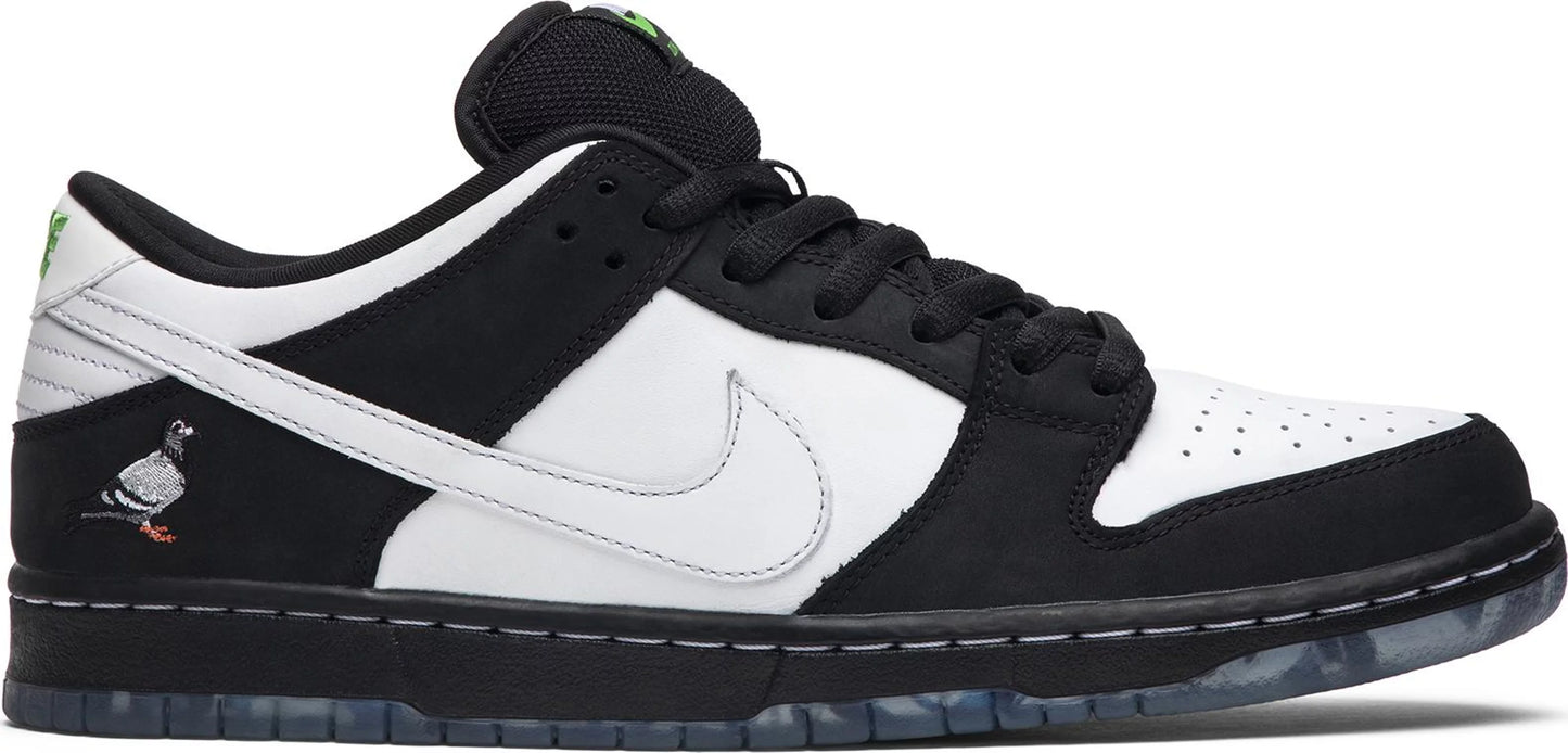 Nike Dunk Panda Pigeon